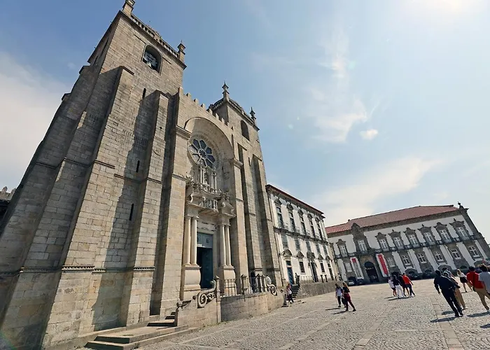 Flh Poveiros Homey شقة *